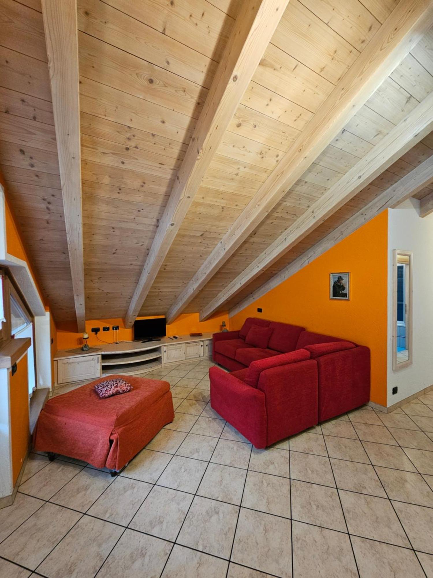 Apartment La Rugiada *
